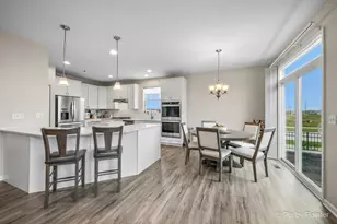 114 Abbott Ct, Bartlett, IL 60103 - Photo 11