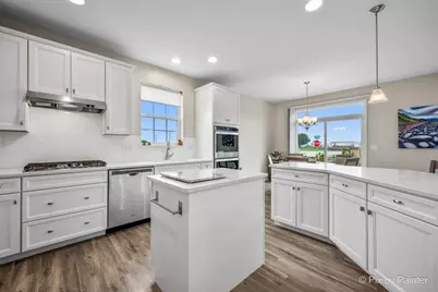 114 Abbott Court, Bartlett, IL 60103 - Photo 7