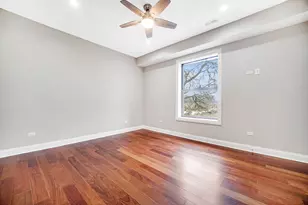 4558 S Ellis Ave, Chicago, IL 60653 - Photo 33