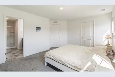 724 Wellington Lane, Cary, IL 60013 - Photo 11