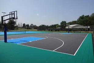 1936 Whitingham Ln, Hoffman Estates, IL 60169 - Photo 23