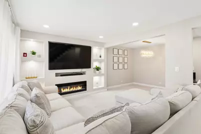 1936 Whitingham Lane, Hoffman Estates, IL 60169 - Photo 5