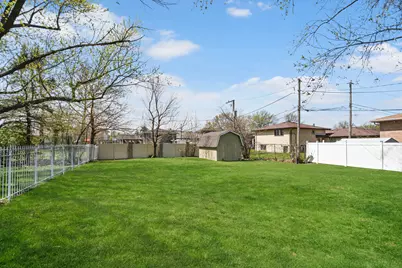 16810 Greenwood Avenue, South Holland, IL 60473 - Photo 31