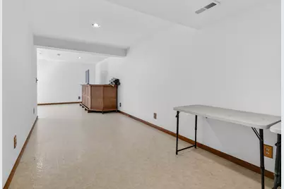 1013 Iroquois Avenue, Naperville, IL 60563 - Photo 33