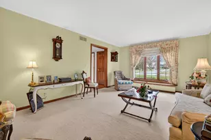 1013 Iroquois Ave, Naperville, IL 60563 - Photo 3