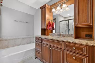 1013 Iroquois Avenue, Naperville, IL 60563 - Photo 23