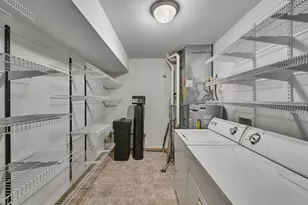 962 Arvle Cir, Sycamore, IL 60178 - Photo 13