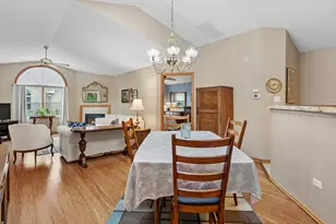 845 Havenshire Rd, Naperville, IL 60565 - Photo 7