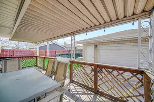 7305 W 75th St, Bridgeview, IL 60455 - Photo 17