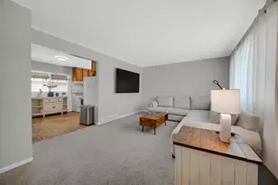 7305 W 75th St, Bridgeview, IL 60455 - Photo 5