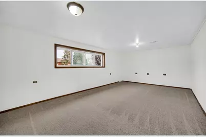 7305 W 75th Street, Bridgeview, IL 60455 - Photo 15