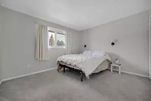 7305 W 75th St, Bridgeview, IL 60455 - Photo 11