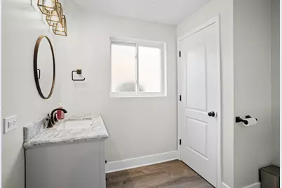 216 E Fremont Avenue, Elmhurst, IL 60126 - Photo 19