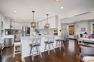 216 E Fremont Ave, Elmhurst, IL 60126 - Photo 5