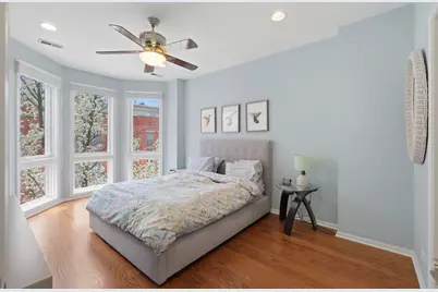 449 N Clinton Street, Chicago, IL 60654 - Photo 11