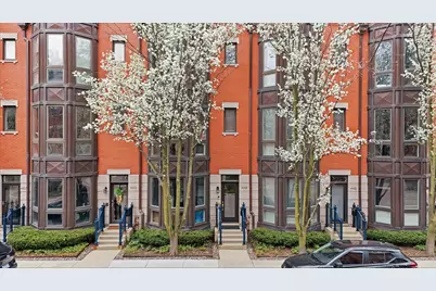 449 N Clinton Street, Chicago, IL 60654 - Photo 1