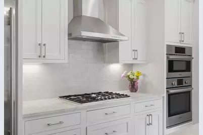 449 N Clinton Street, Chicago, IL 60654 - Photo 5