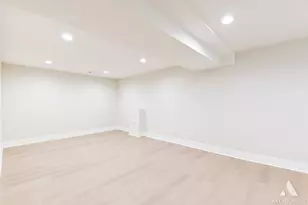 10455 S Whipple St, Chicago, IL 60655 - Photo 25