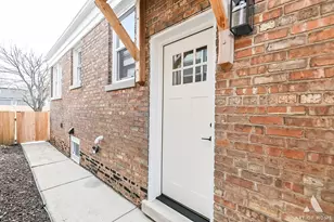 10455 S Whipple St, Chicago, IL 60655 - Photo 31