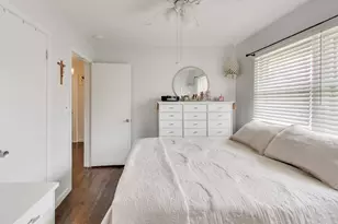 8124 W Courtland Ave W, Harwood Heights, IL 60706 - Photo 11