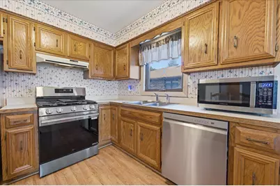 227 Hillcrest Avenue #A, Yorkville, IL 60560 - Photo 11