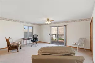 227 Hillcrest Ave, Yorkville, IL 60560 - Photo 5