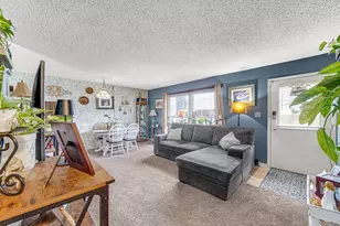 15348 Holly Ct, Oak Forest, IL 60452 - Photo 3