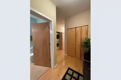 2933 N Clybourn Avenue #301, Chicago, IL 60618 - Photo 7