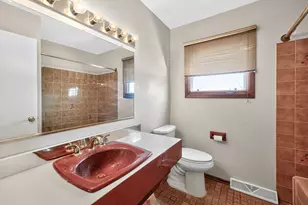 423 S Yale Ave, Addison, IL 60101 - Photo 13