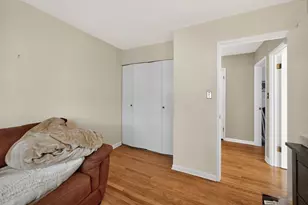 423 S Yale Ave, Addison, IL 60101 - Photo 9