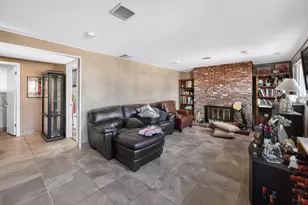 423 S Yale Ave, Addison, IL 60101 - Photo 17