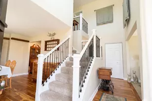 613 Silver Glen Rd, McHenry, IL 60050 - Photo 9