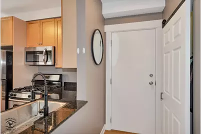 2537 Prairie Avenue #2E, Evanston, IL 60201 - Photo 5