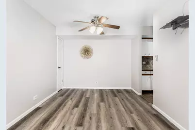 5A Kingery Quarter #102, Willowbrook, IL 60527 - Photo 7