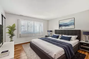 2058 Leeward Ln, Hanover Park, IL 60133 - Photo 17