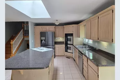 5787 N Clifford Avenue, Chicago, IL 60646 - Photo 3
