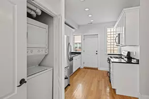 4140 N Kenmore Ave, Chicago, IL 60613 - Photo 9