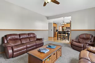 2575 Barnhart St, West Chicago, IL 60185 - Photo 23