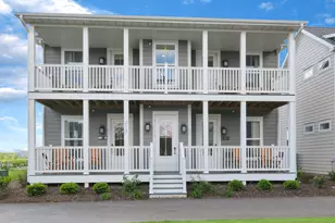 212 Great Loop E Dr, Ottawa, IL 61350 - Photo 1