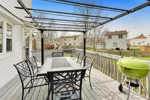 5083 Chambers Dr, Hoffman Estates, IL 60010 - Photo 33