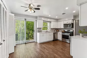 8951 Skokie Blvd, Skokie, IL 60077 - Photo 3