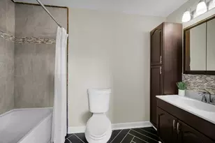 115 Abbeywood Cir, Streamwood, IL 60107 - Photo 13