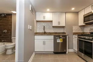 447 W 81st St, Chicago, IL 60620 - Photo 7