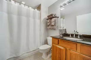 1111 W 15th St, Chicago, IL 60608 - Photo 13