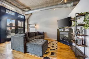 1111 W 15th St, Chicago, IL 60608 - Photo 5