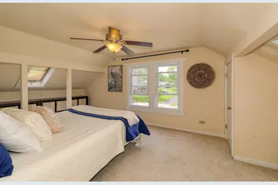318 S 11th Avenue, Saint Charles, IL 60174 - Photo 11