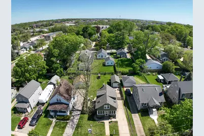 318 S 11th Avenue, Saint Charles, IL 60174 - Photo 23