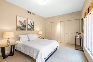 414 W Wisconsin St, Chicago, IL 60614 - Photo 25