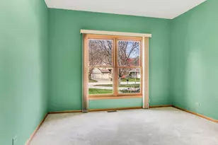 674 Wood Creek Dr, Antioch, IL 60002 - Photo 31