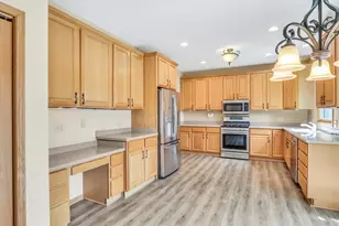 674 Wood Creek Dr, Antioch, IL 60002 - Photo 15